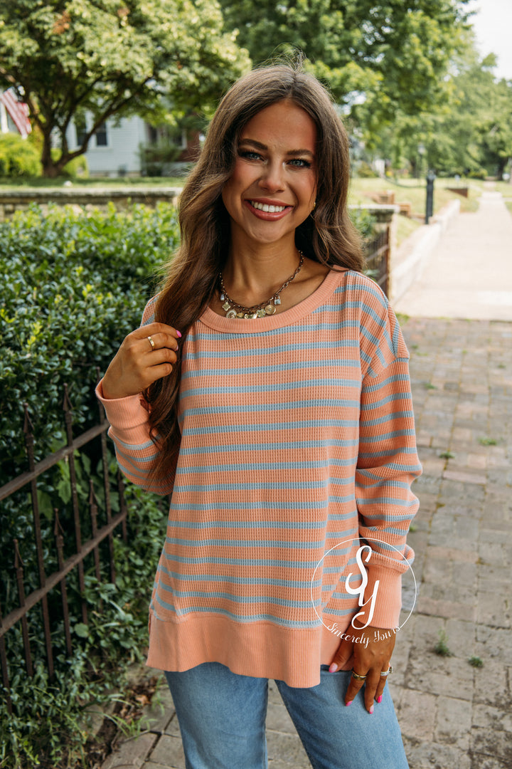Casual Crush Top - Salmon Light Blue