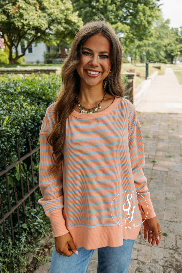 Casual Crush Top - Salmon Light Blue