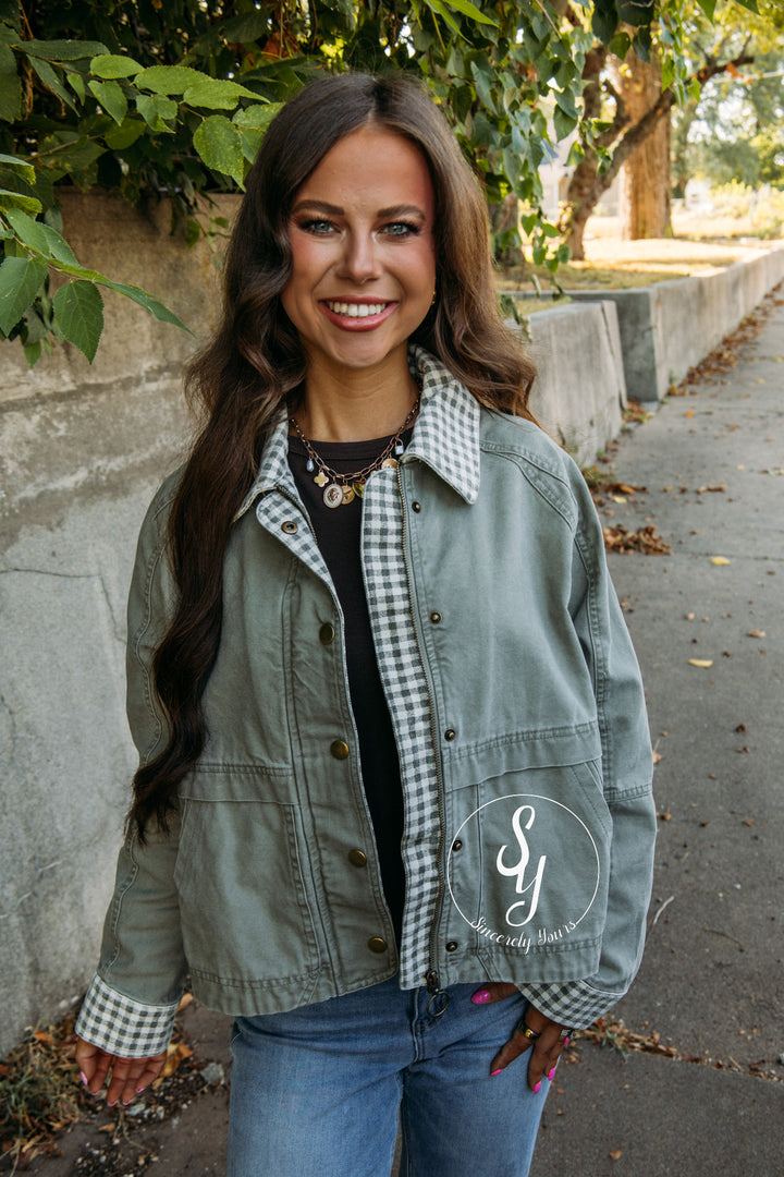 Caught Your Eye Jacket - Olive