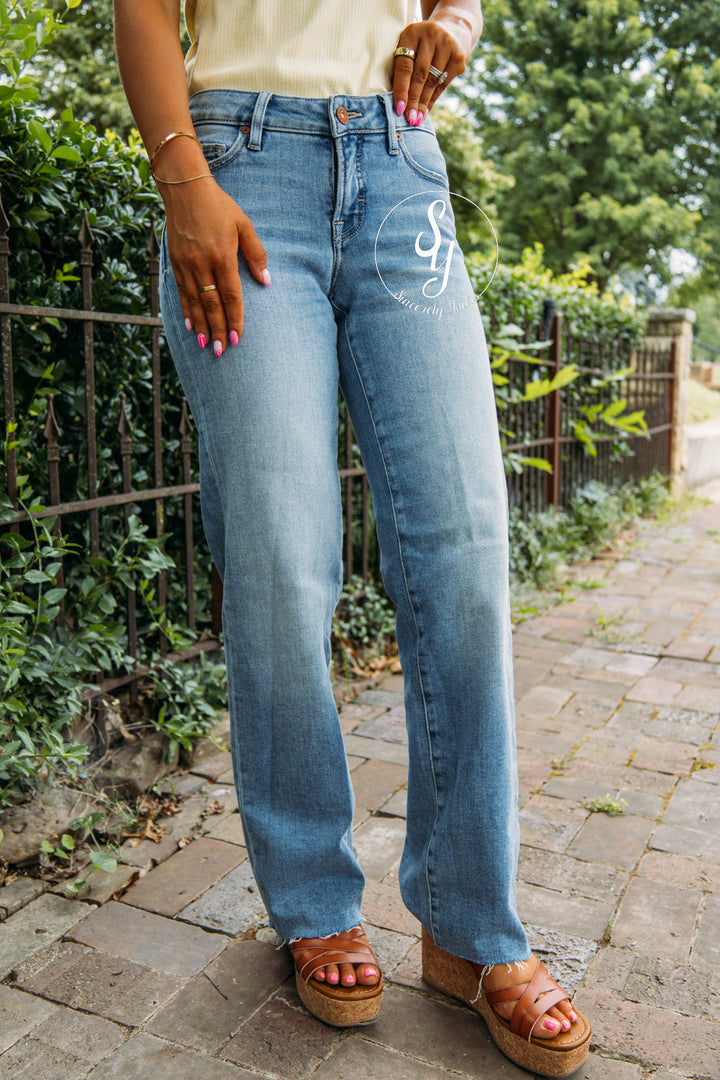 Oaks Low Rise Denim - Medium Dark