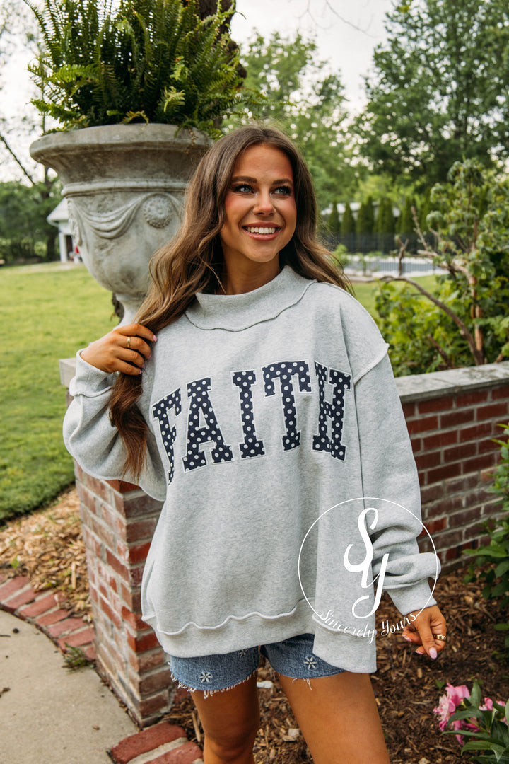 Faith Mock Neck - Grey/Polka Dot