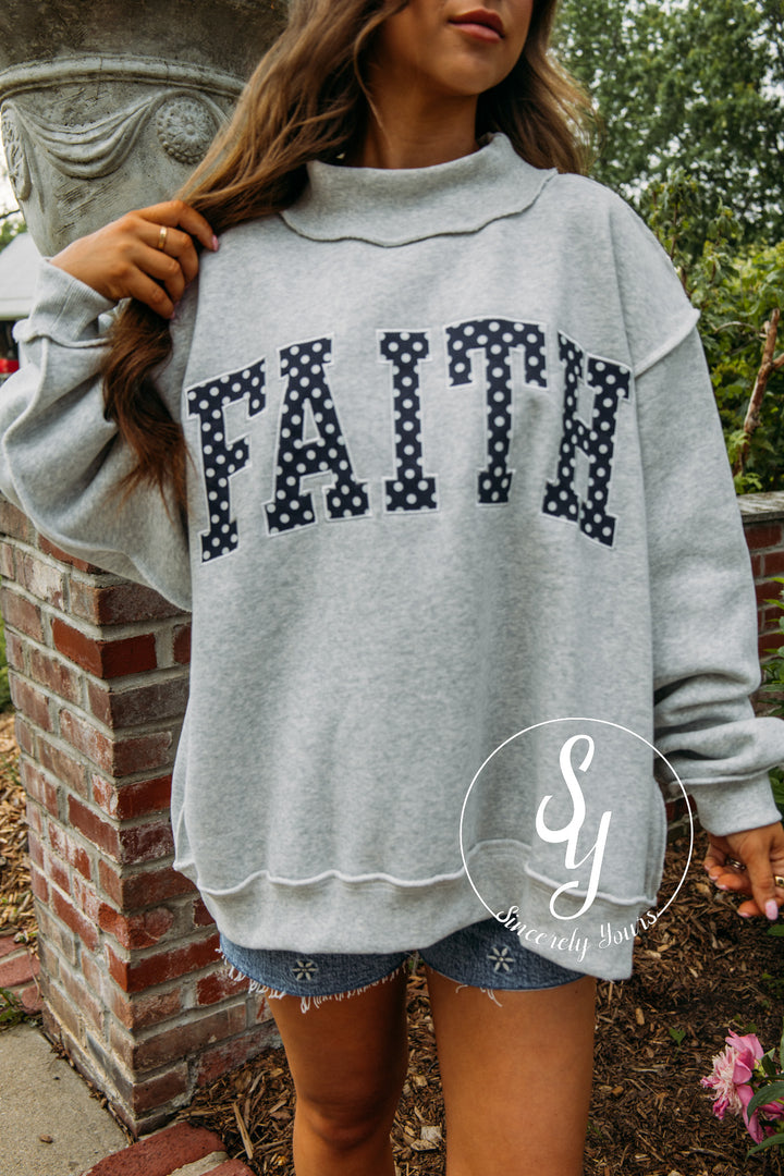 Faith Mock Neck - Grey/Polka Dot