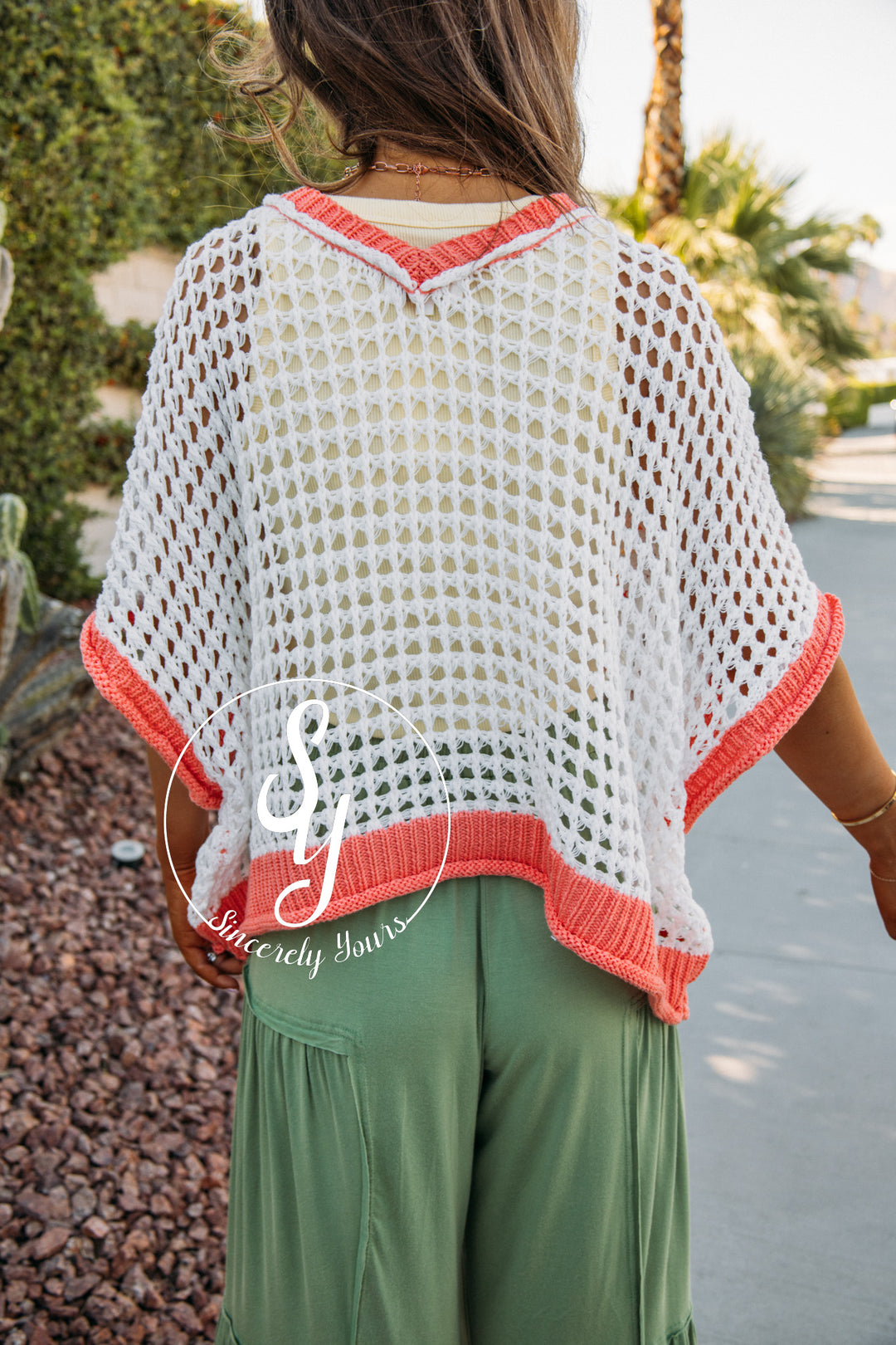 Airy Feeling Top - Coral