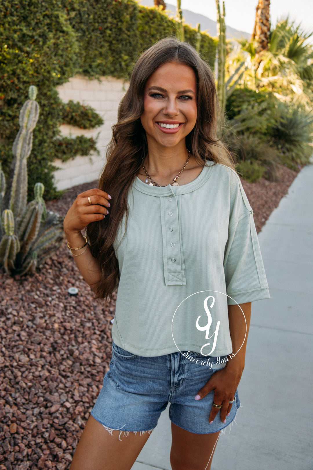 Sunny Personality Top - Light Sage