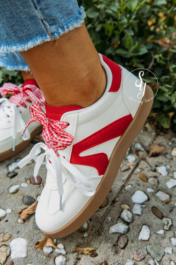 Weekend Walker Sneaker - White Red