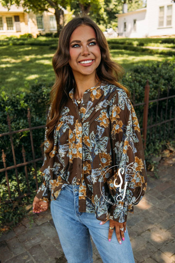 Forever Pretty Top - Mocha Bloom