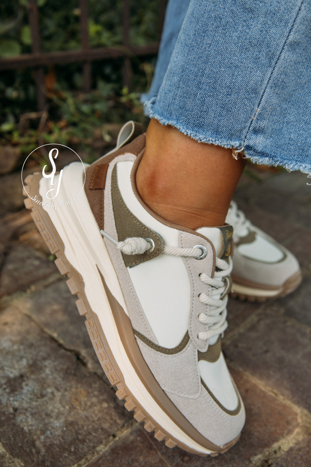 Meadow Feeling Sneaker - Olive Seed
