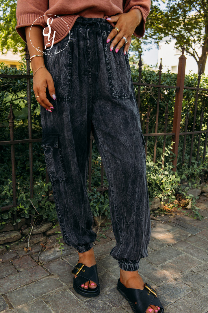 Bowie Pant - Charcoal