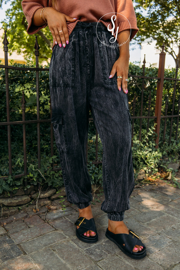 Bowie Pant - Charcoal