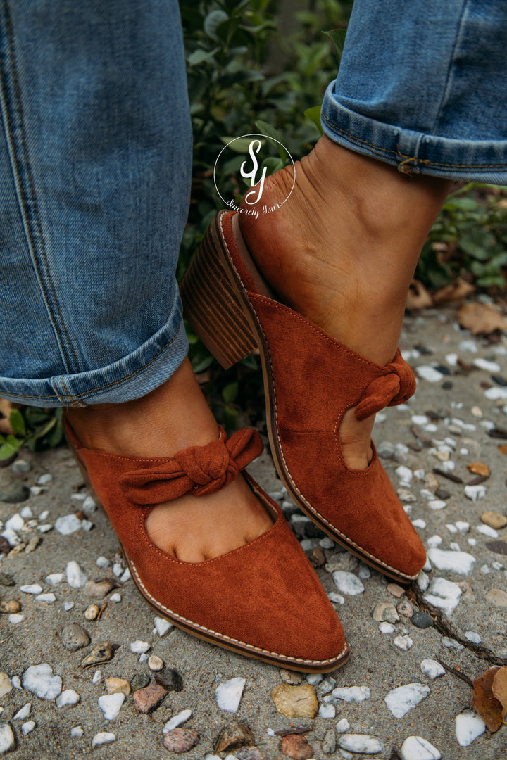 Sole Searching Mule - Rust