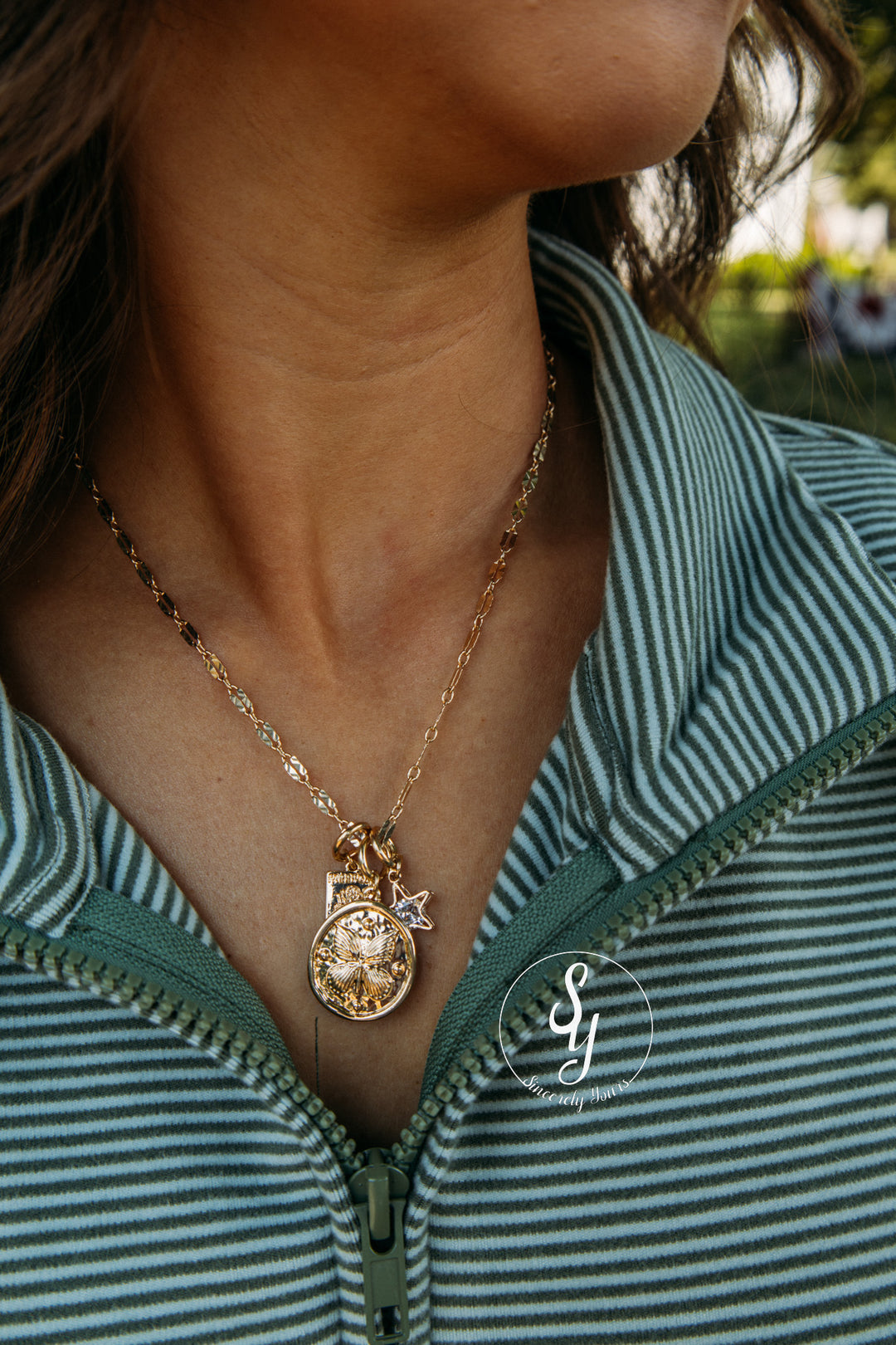 Star Butterfly Effect Necklace - Gold