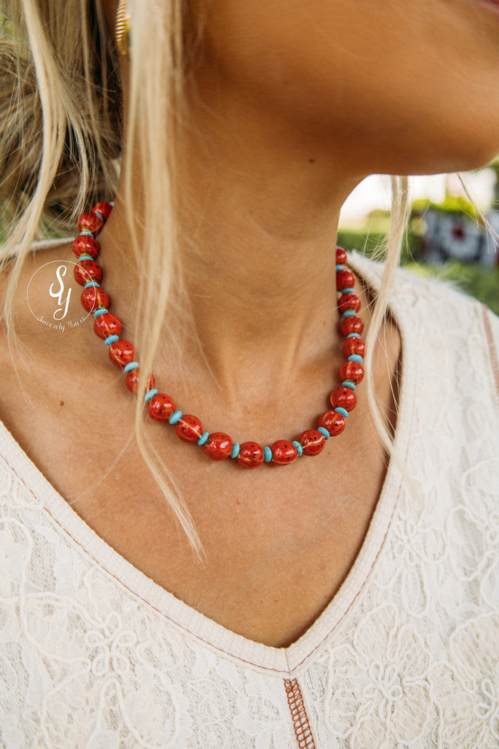 Catch Me Necklace -Red