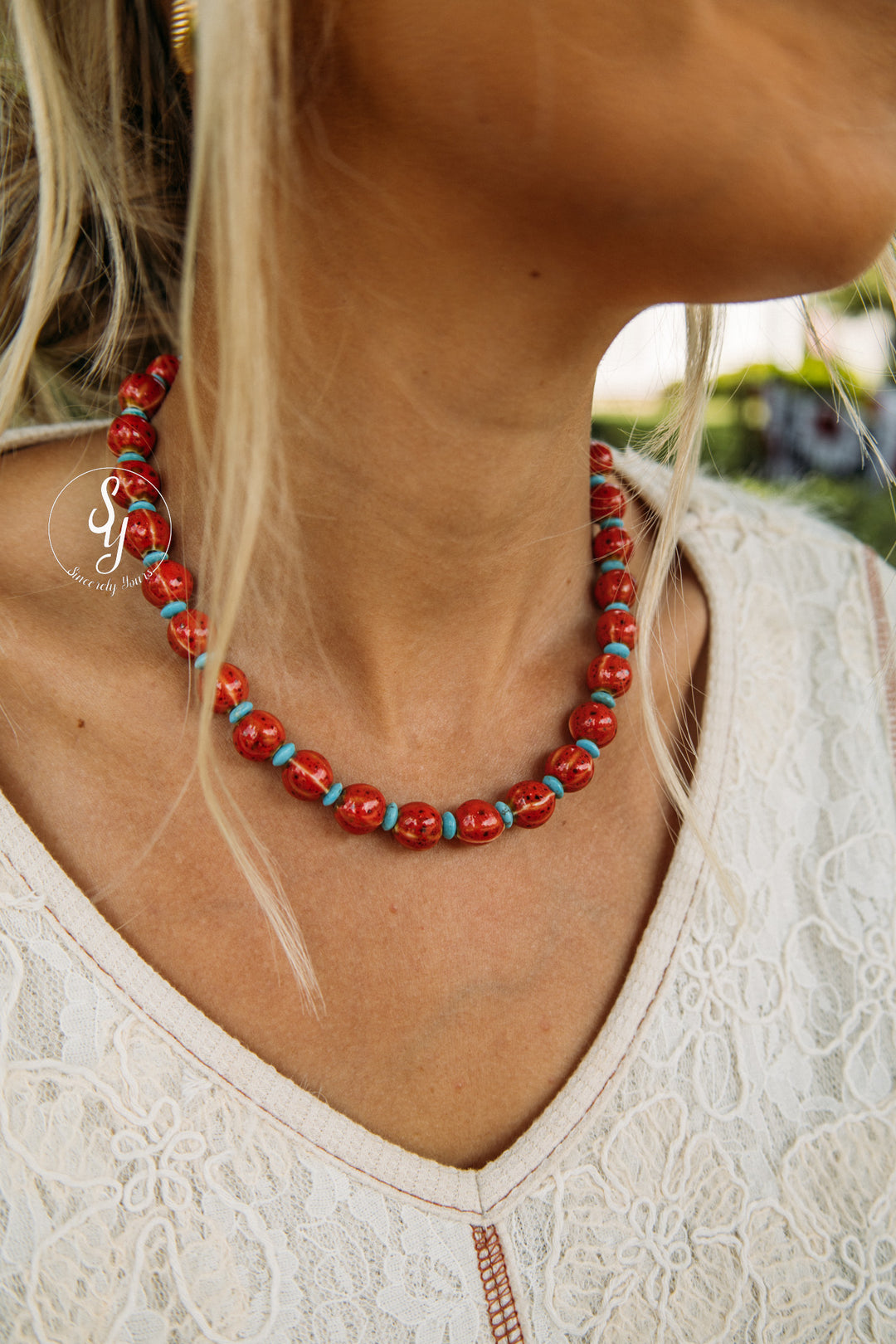 Catch Me Necklace -Red