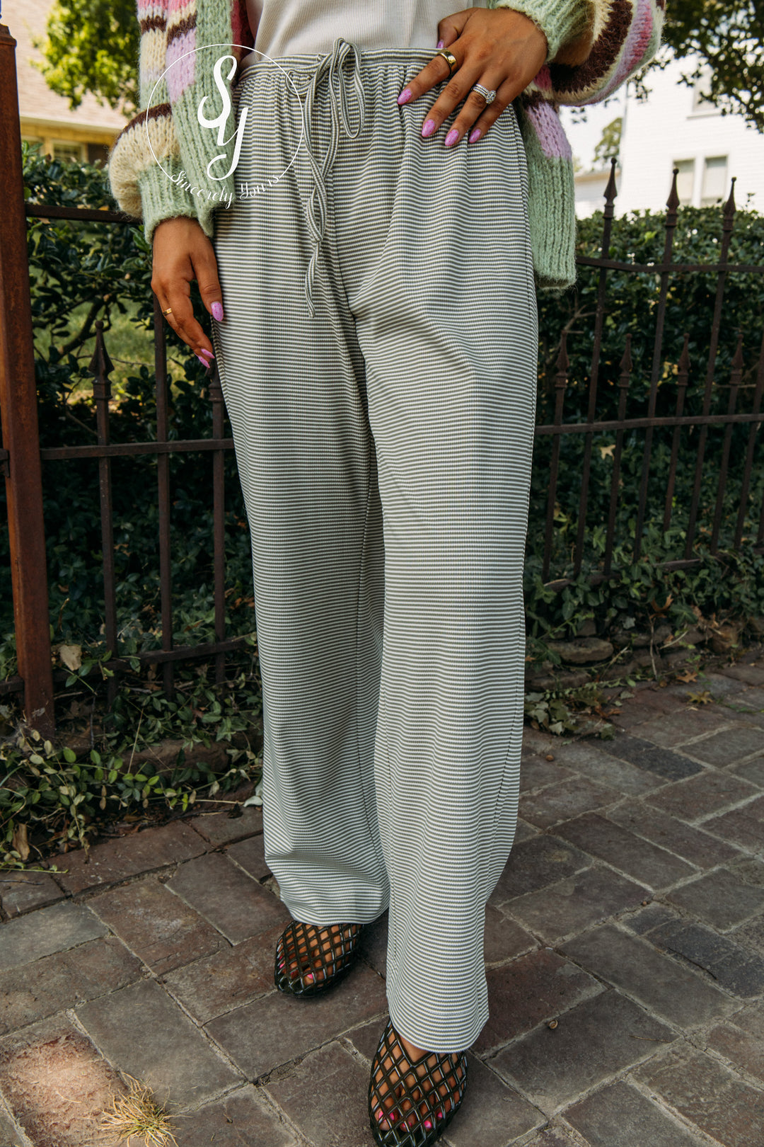 Run For Coffee Pants - Olive/Cream
