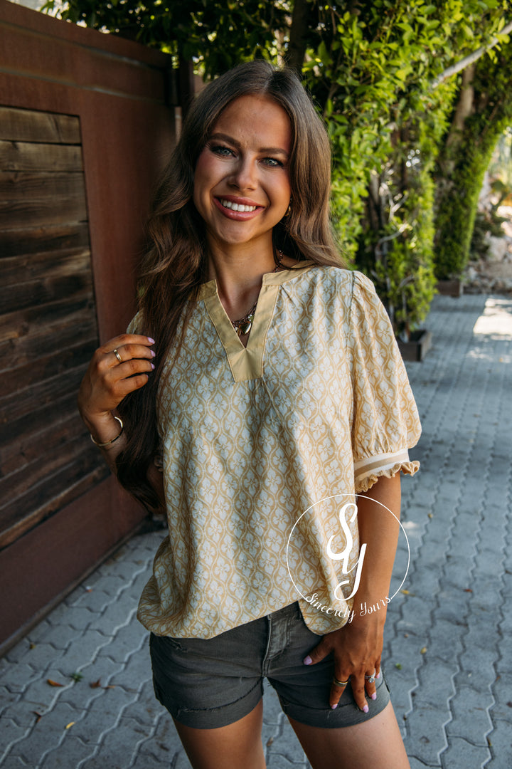 Bright Darling Top - Yellow