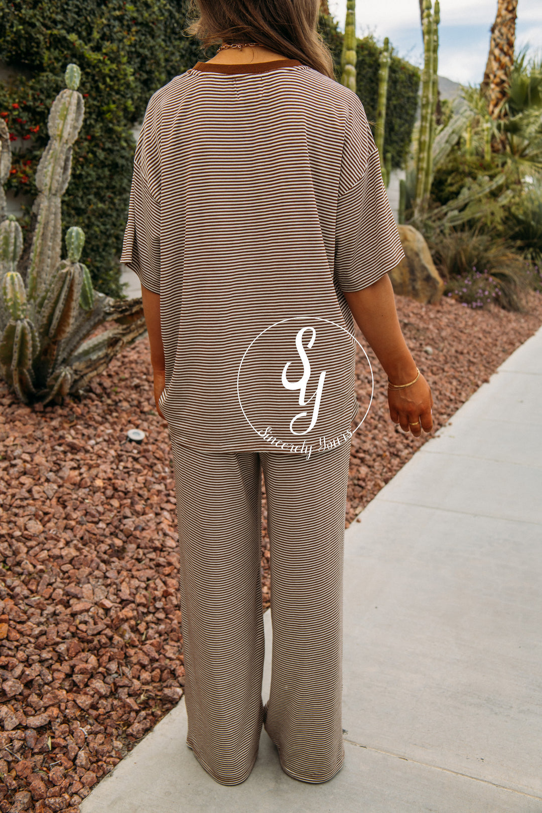 Best Of Life Stripe Set - Brown