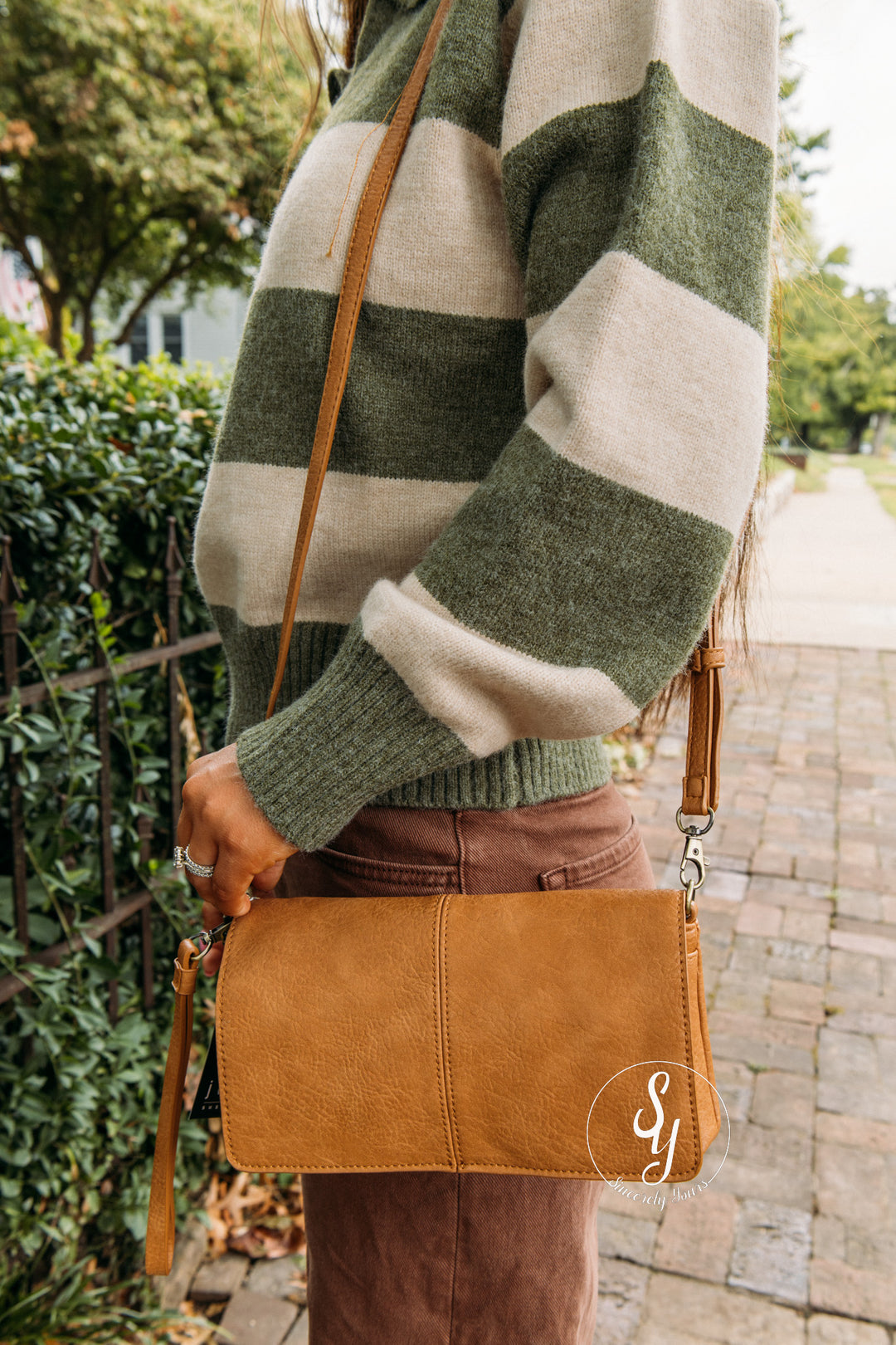Romy Purse - Tan
