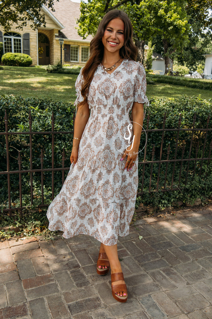 Girl Energy Dress - Taupe