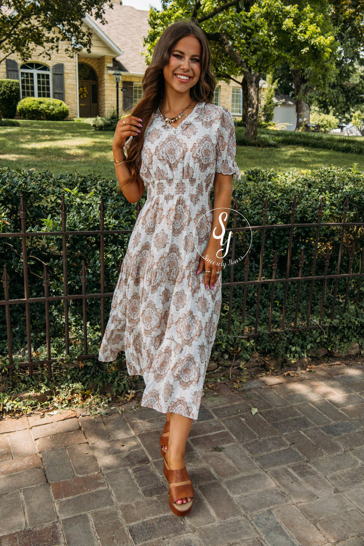Girl Energy Dress - Taupe