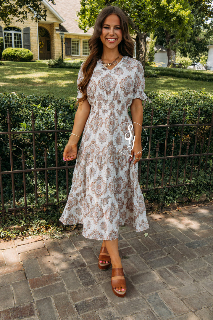 Girl Energy Dress - Taupe