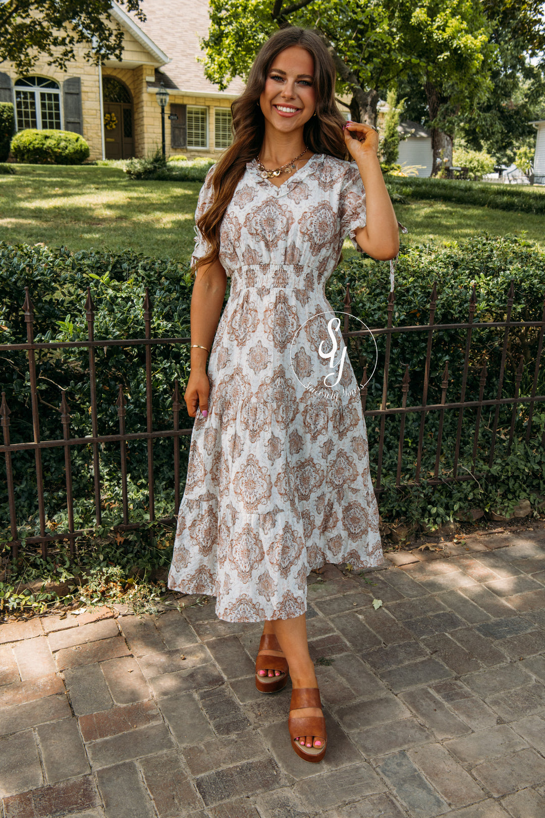 Girl Energy Dress - Taupe