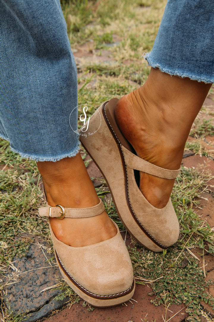 Sole Feeling Mule - Camel