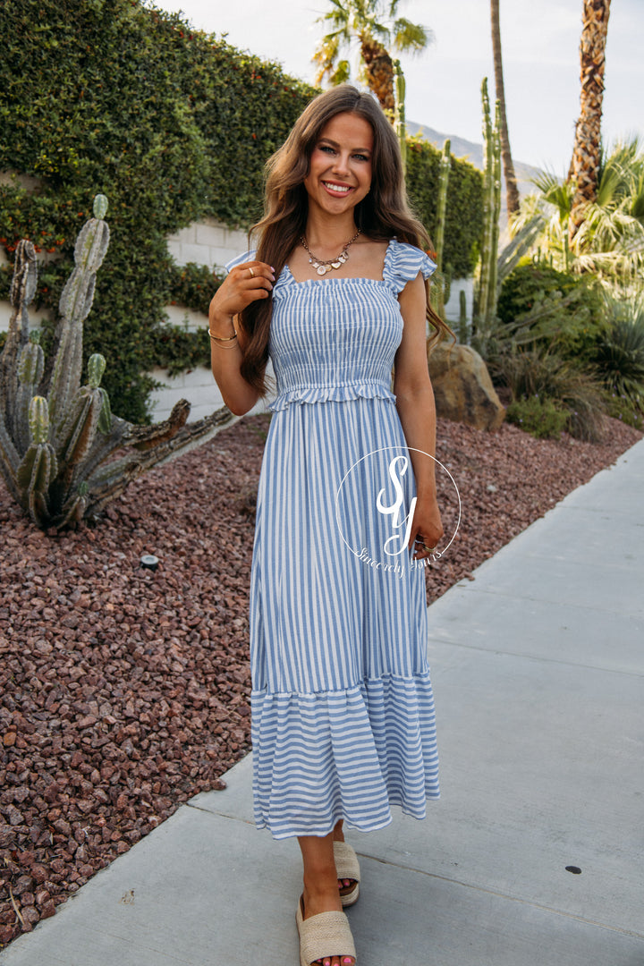 Chic Stripes Dress - Blue
