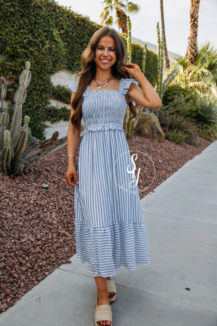 Chic Stripes Dress - Blue