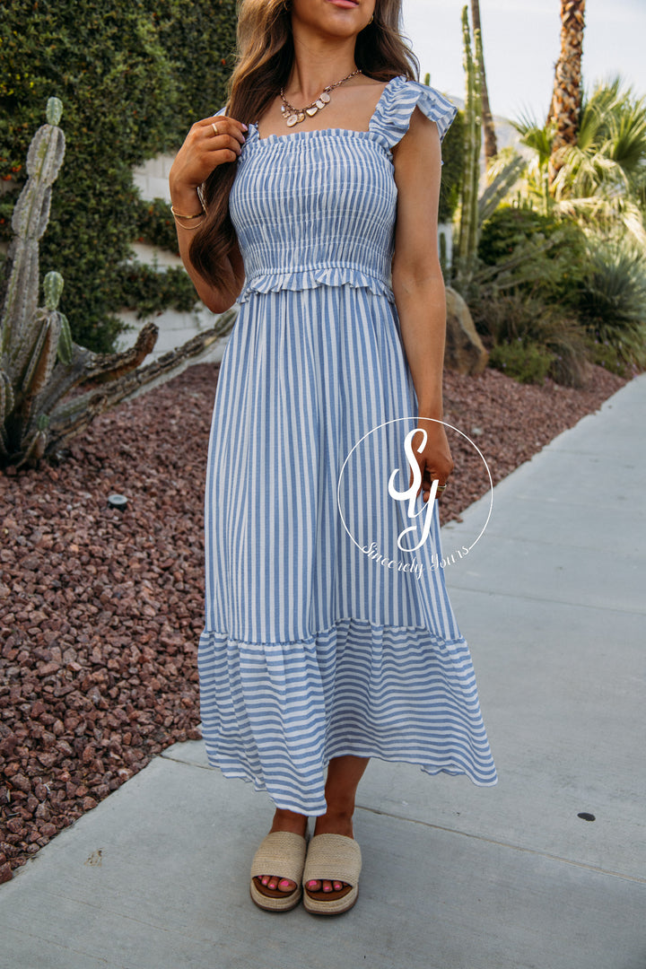 Chic Stripes Dress - Blue