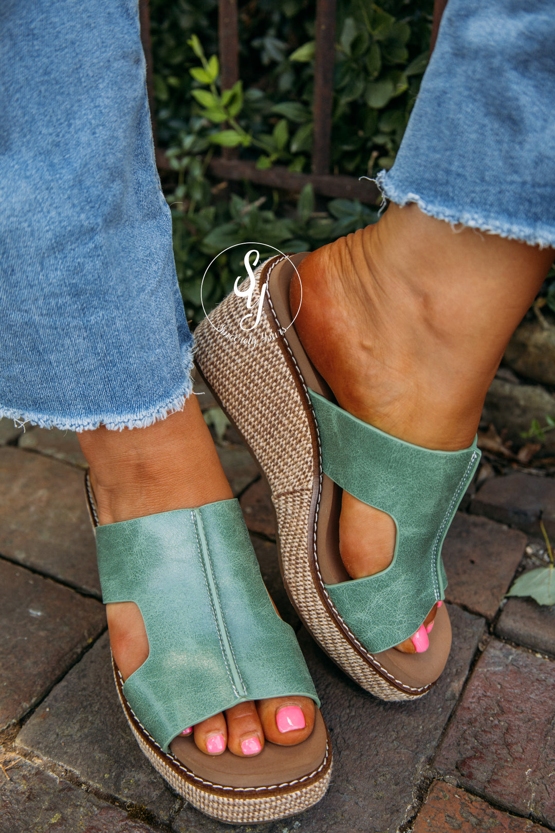 Rowan Sandal - Leaf Green