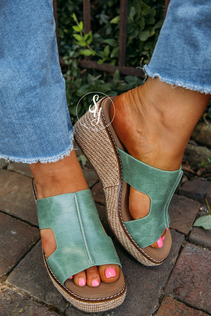 Rowan Sandal - Leaf Green