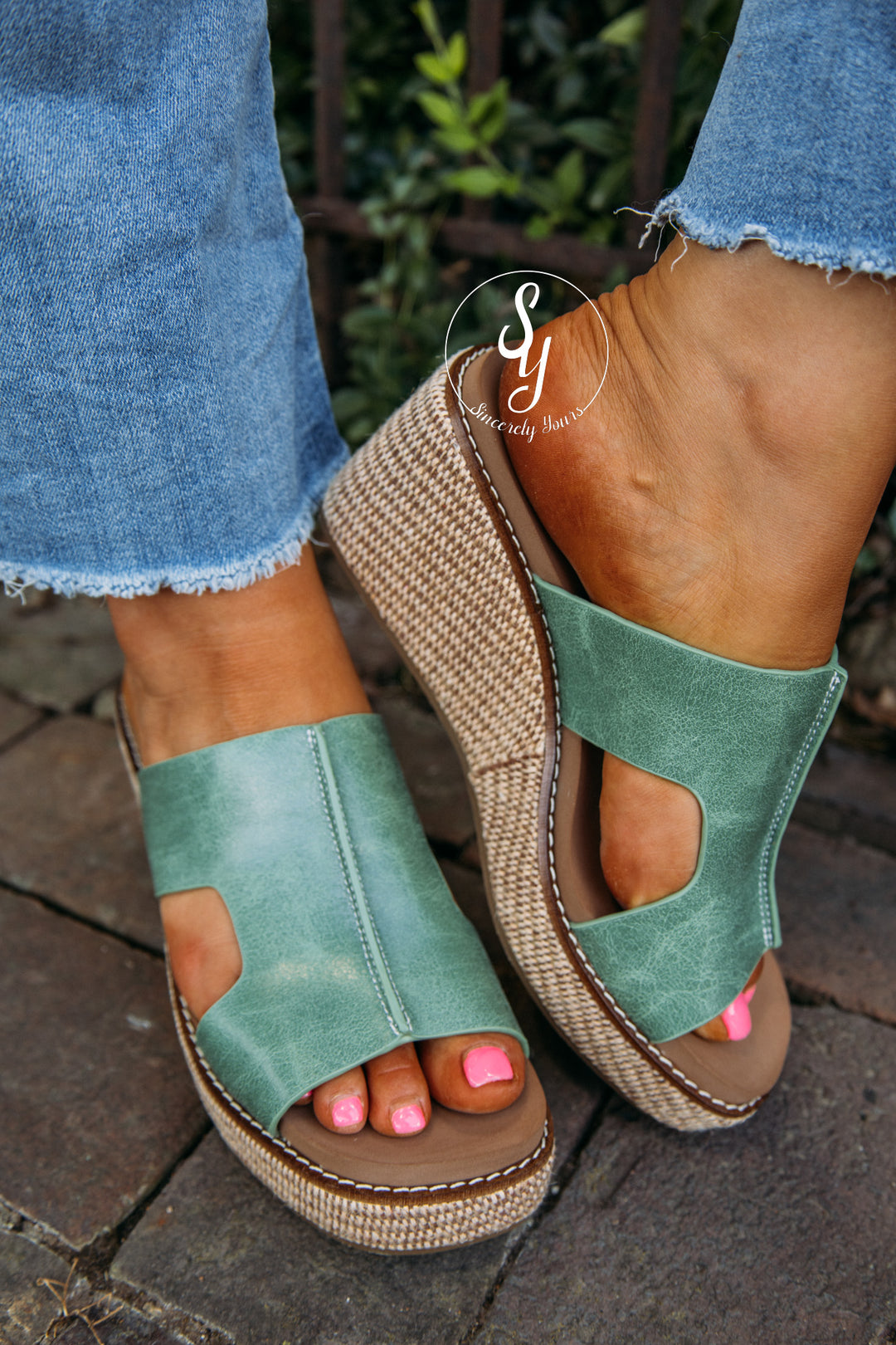 Rowan Sandal - Leaf Green