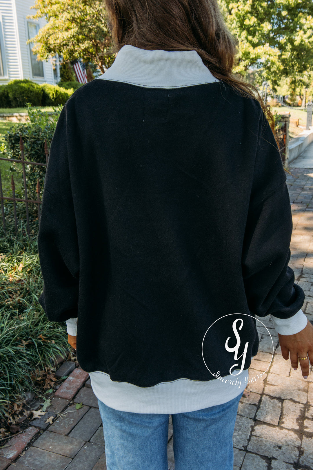 Scary Vibes Mock Neck - Black/Rust
