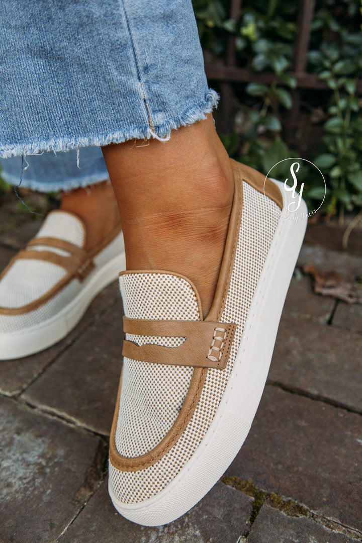 Step In Time Loafer - Caramel Combo