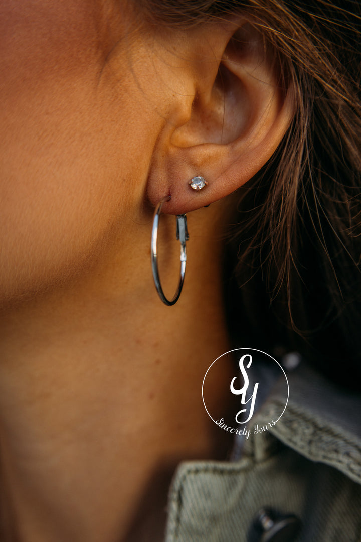 Mac Earring  - Silver