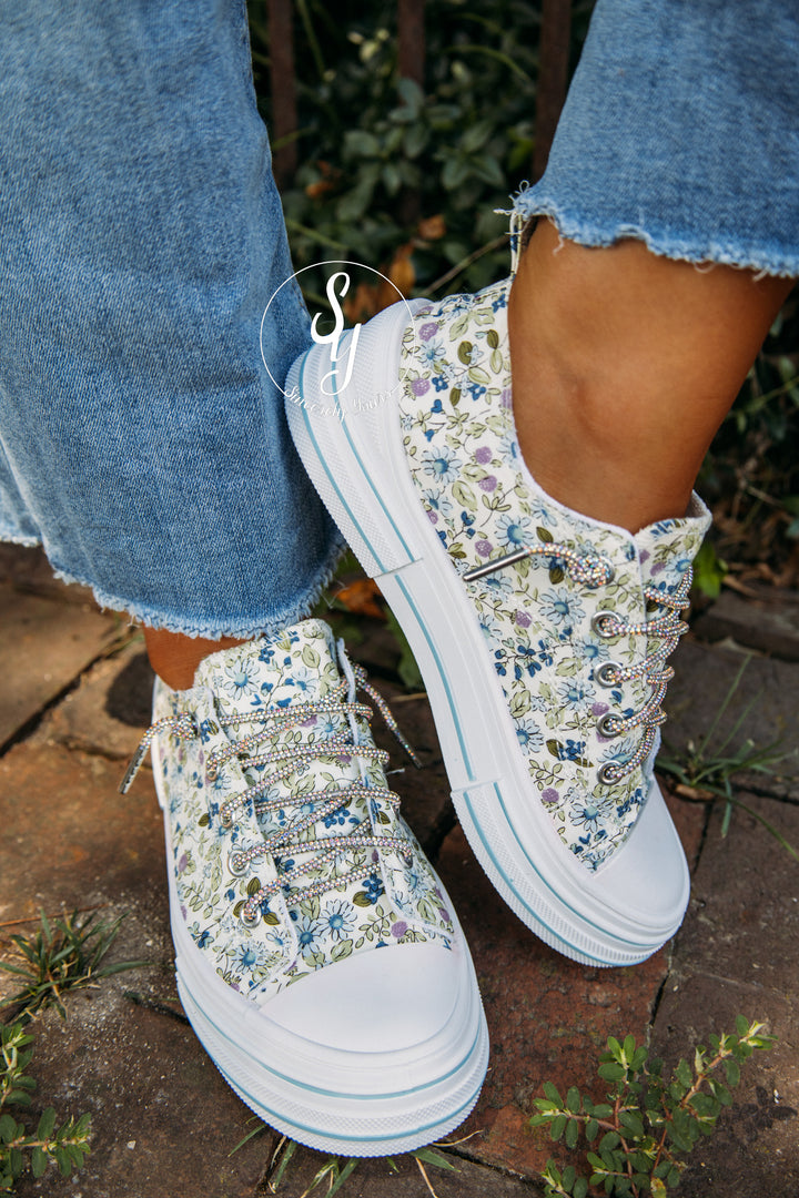 Ava Sneaker - Light Blue