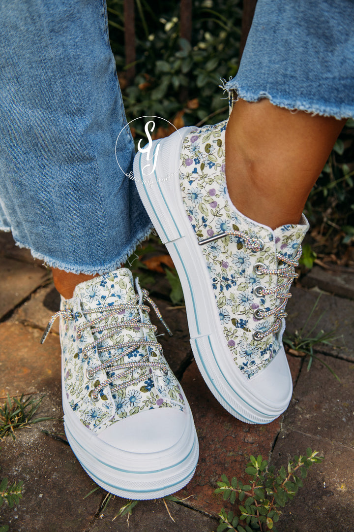 Ava Sneaker - Light Blue
