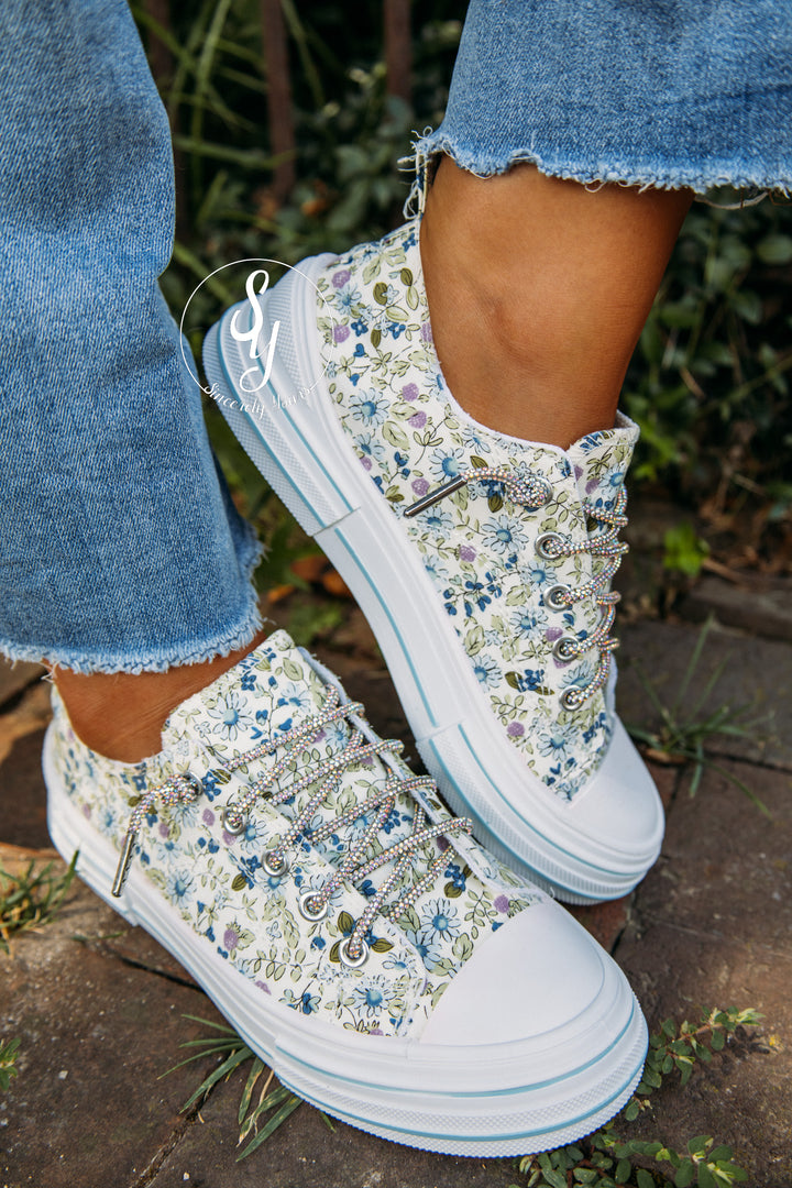 Ava Sneaker - Light Blue