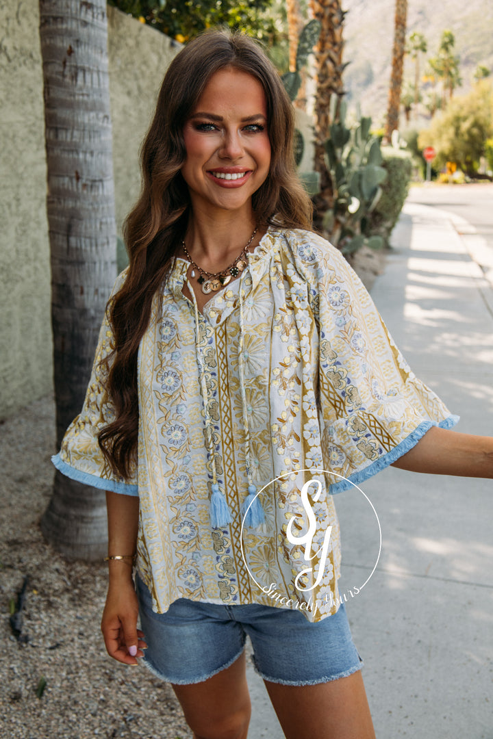 Gentle Floral Design Top - Gold