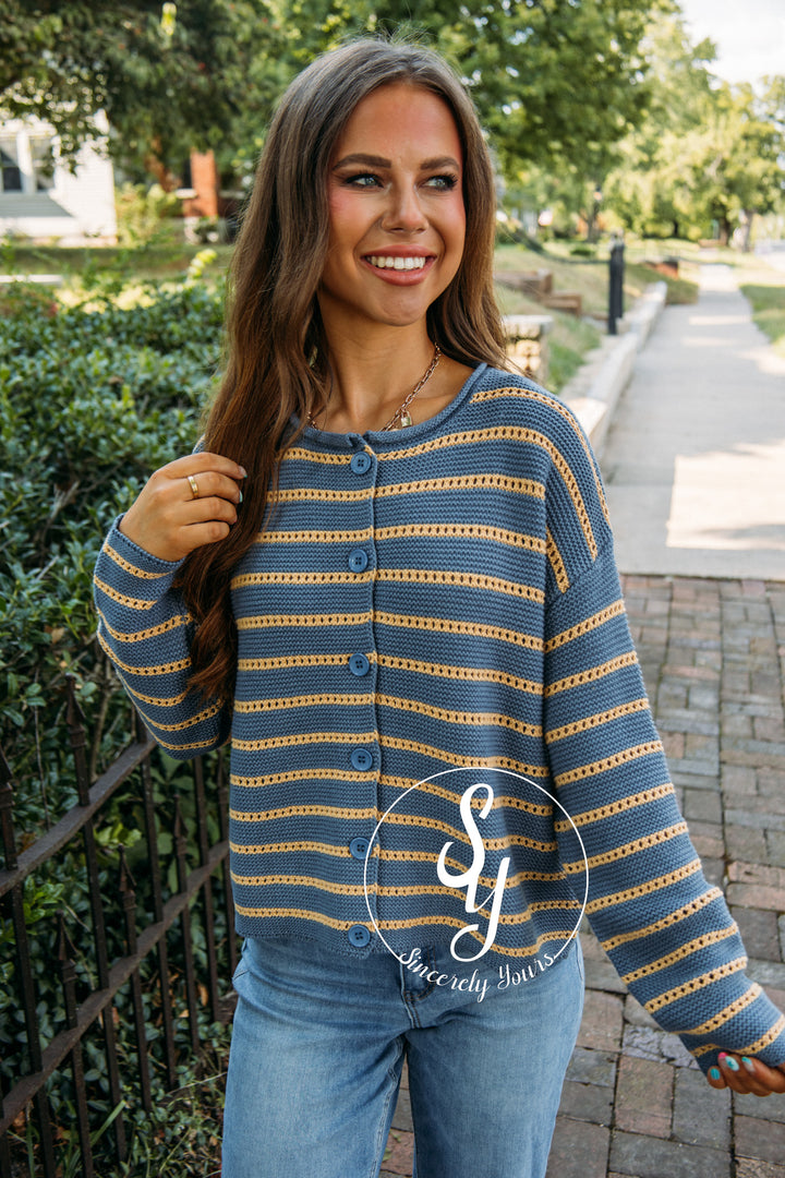 Friendly Sweater - Dark Blue/Golden