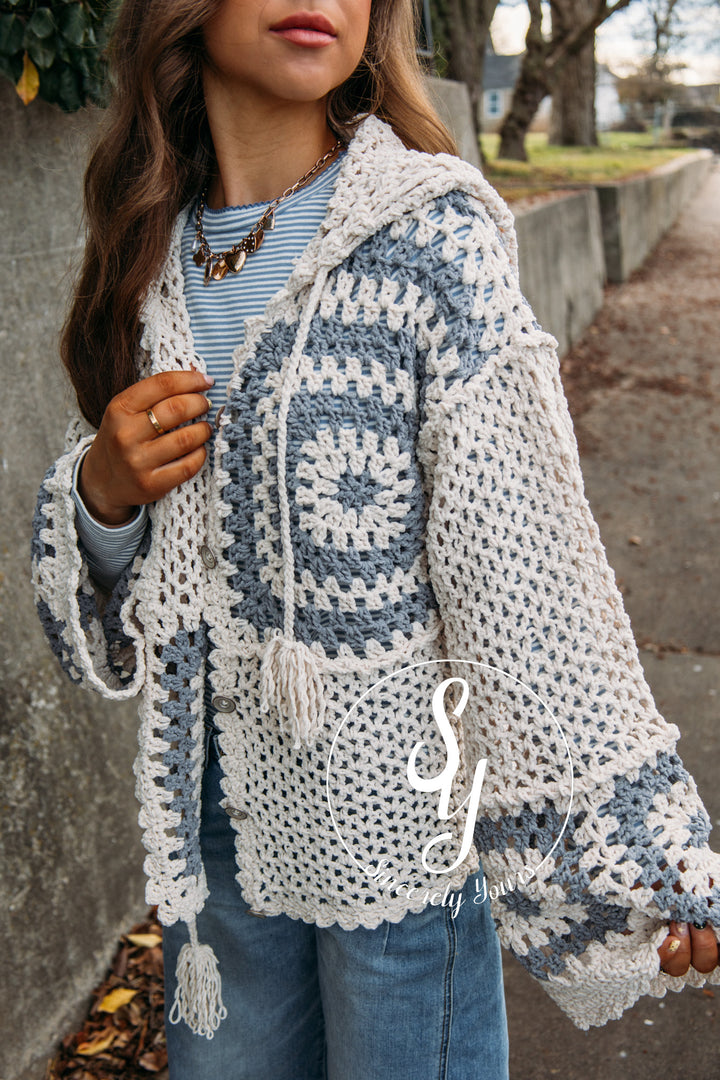 Spring Sippin' Sweater- Cream