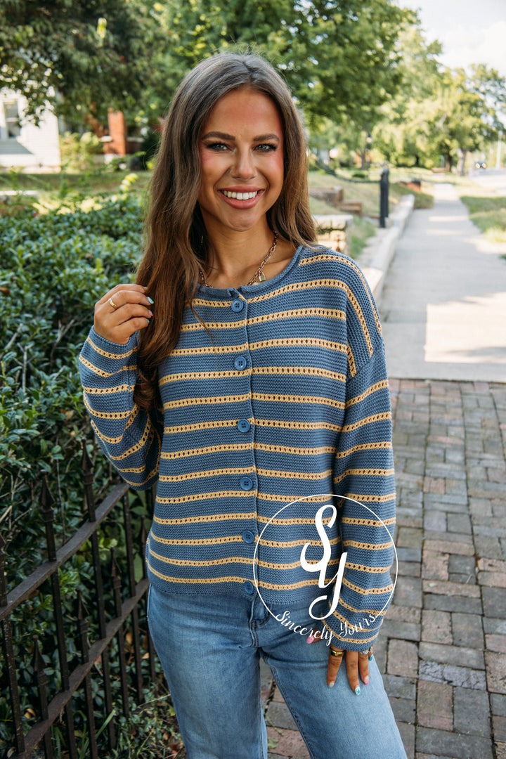 Friendly Sweater - Dark Blue/Golden