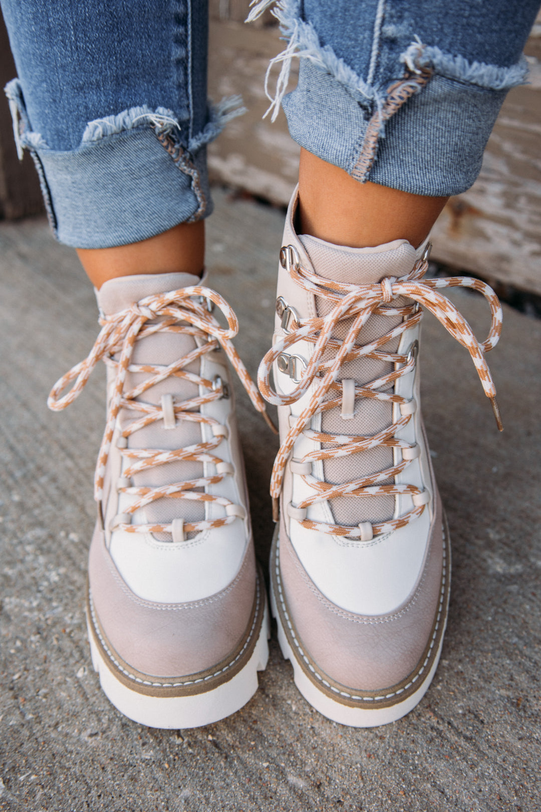 Crisp Autumn Boots-Cream