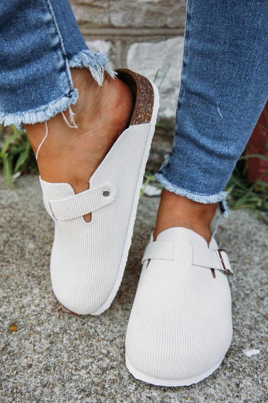 Bree Clog -Cream