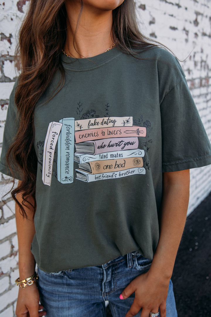 Book Lover Tee - Sage