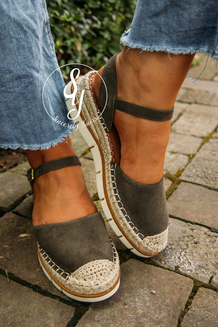 Tegan Mule- Khaki