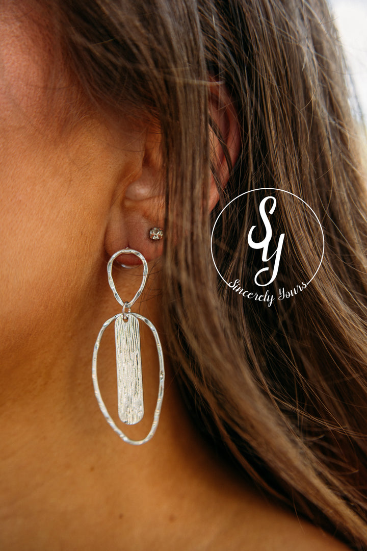 Dainty Delight Earrings- Silver