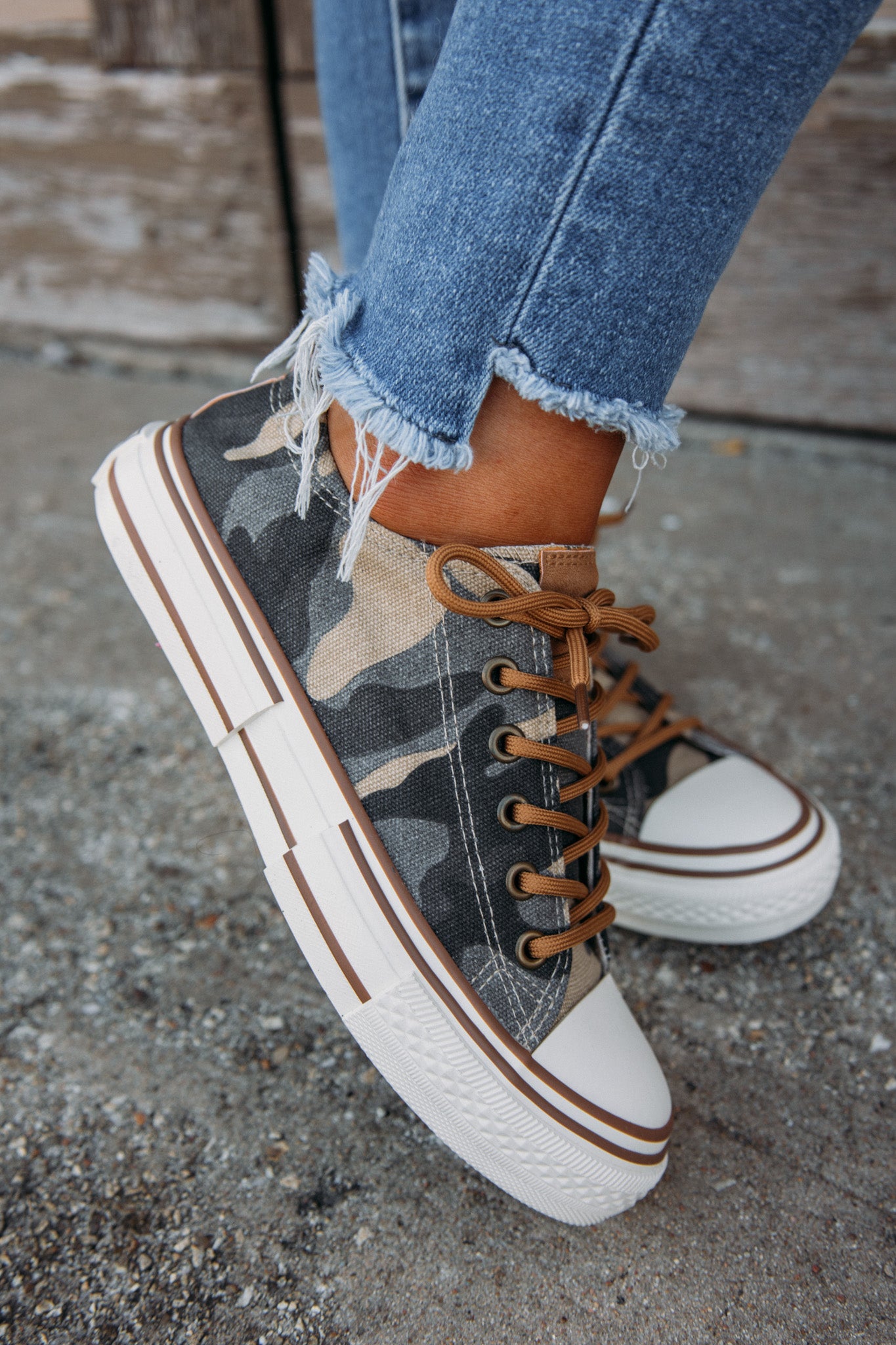 Driana Sneaker - Rust – Sincerely Yours