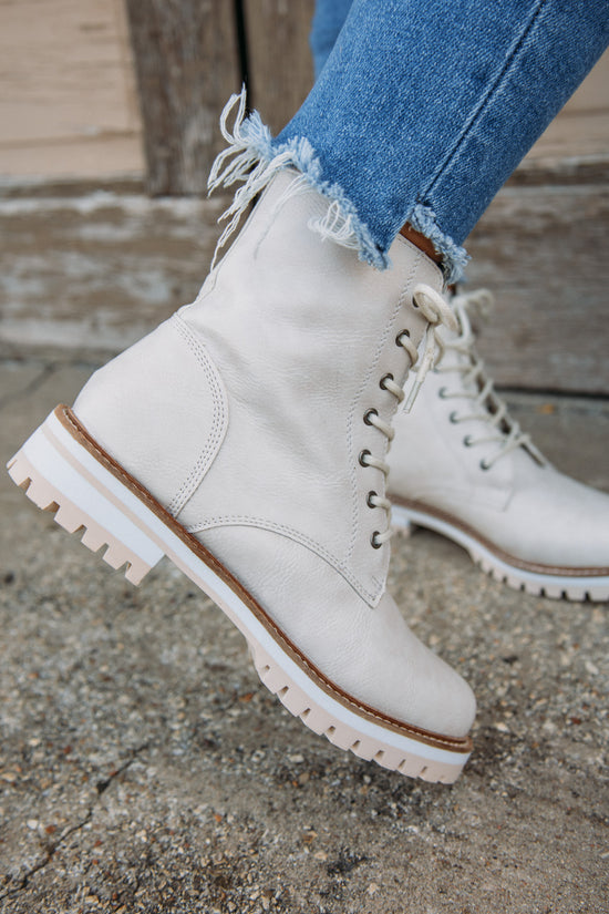 Gloria Boots - Off White