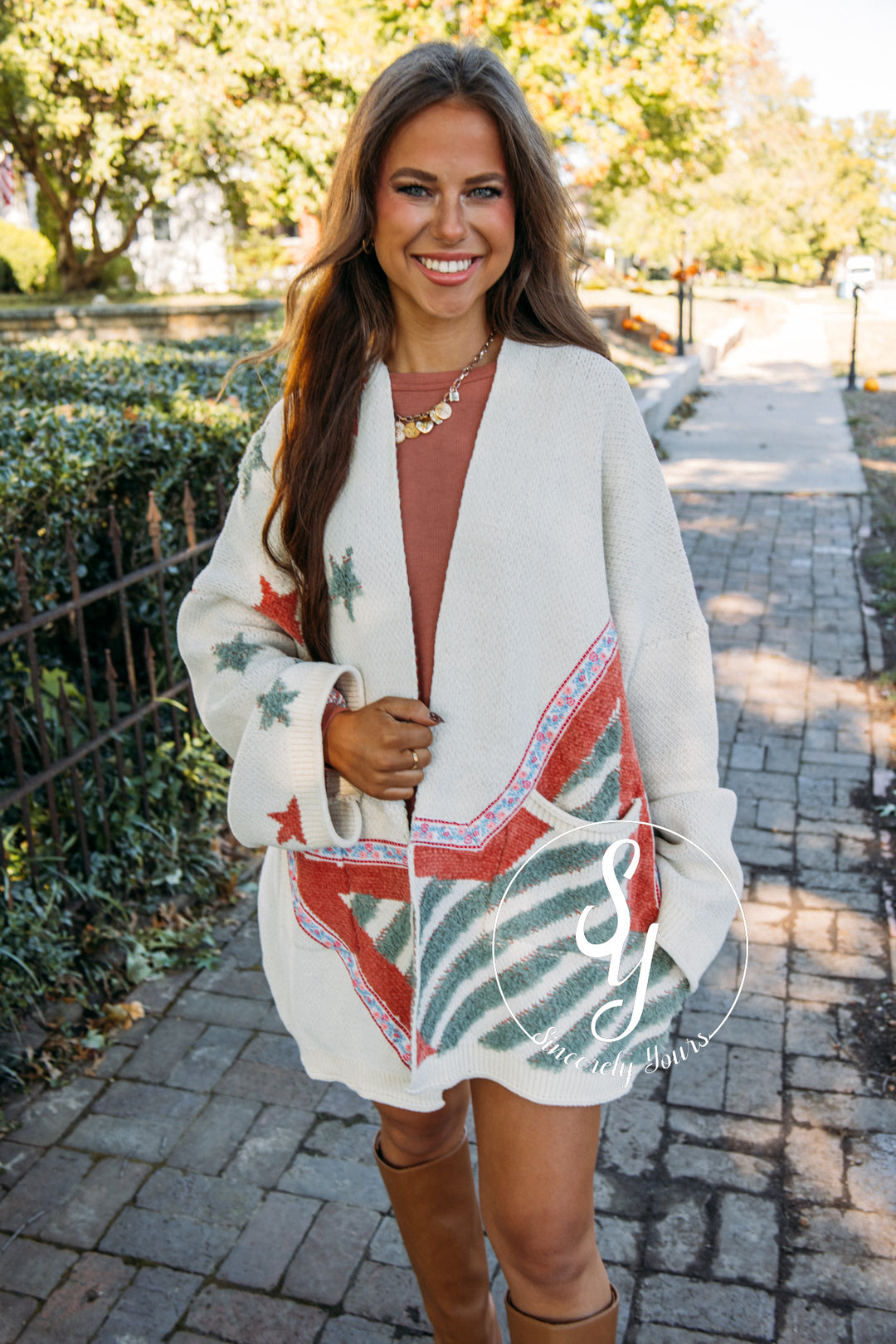 Star Of The Show Cardigan - Cream